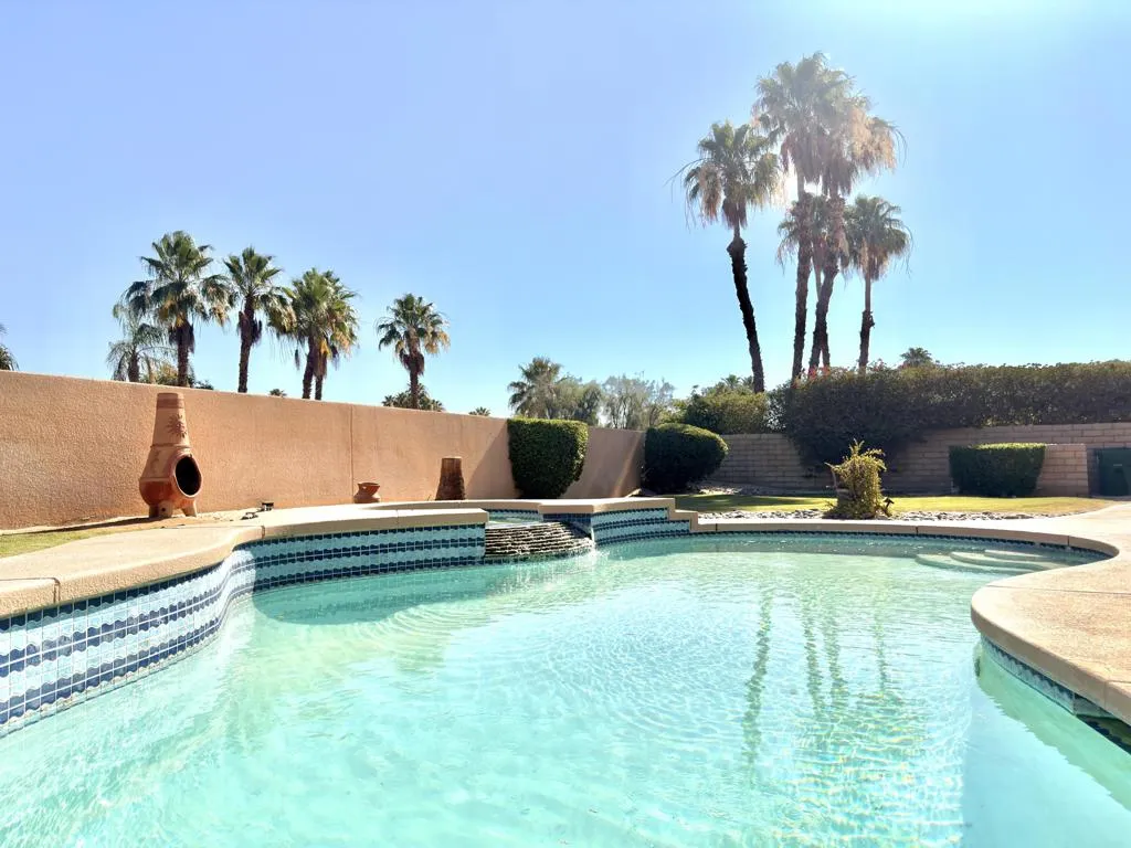 Palm Desert, CA 92211