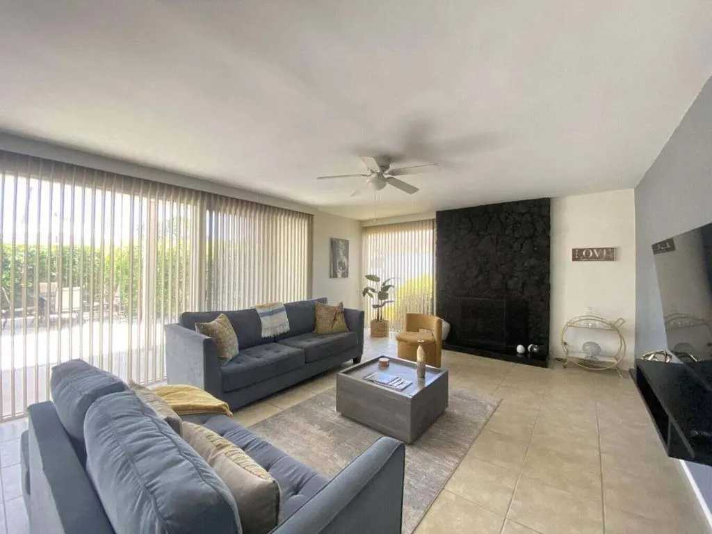 Palm Desert, CA 92260