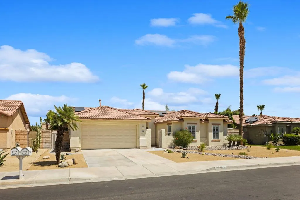 Palm Desert, CA 92211