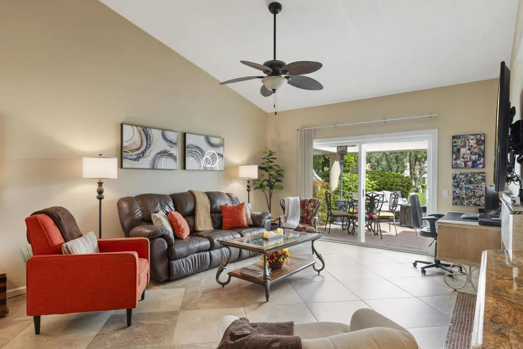 Palm Desert, CA 92211