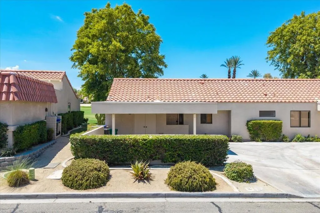 Palm Desert, CA 92211
