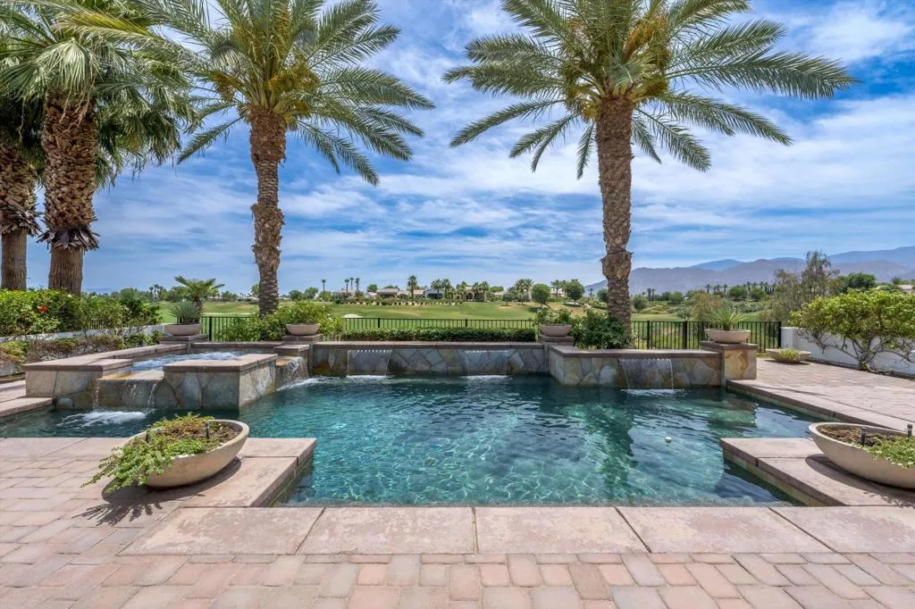 La Quinta, CA 92253