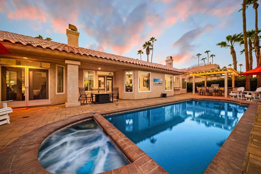 Palm Desert, CA 92211