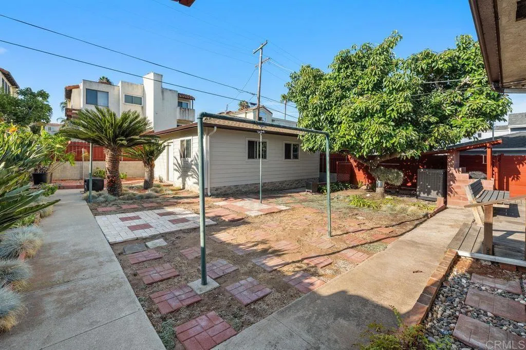 https://cdn.realtyfeed.com/cdn/127/307060017/af50b1fb16115bd330aa451aaf35268c.webp