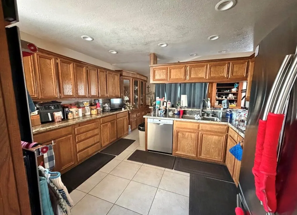 https://cdn.realtyfeed.com/cdn/127/307060058/1a36f9bdab06ebd25de78b4bbff98bfc.webp