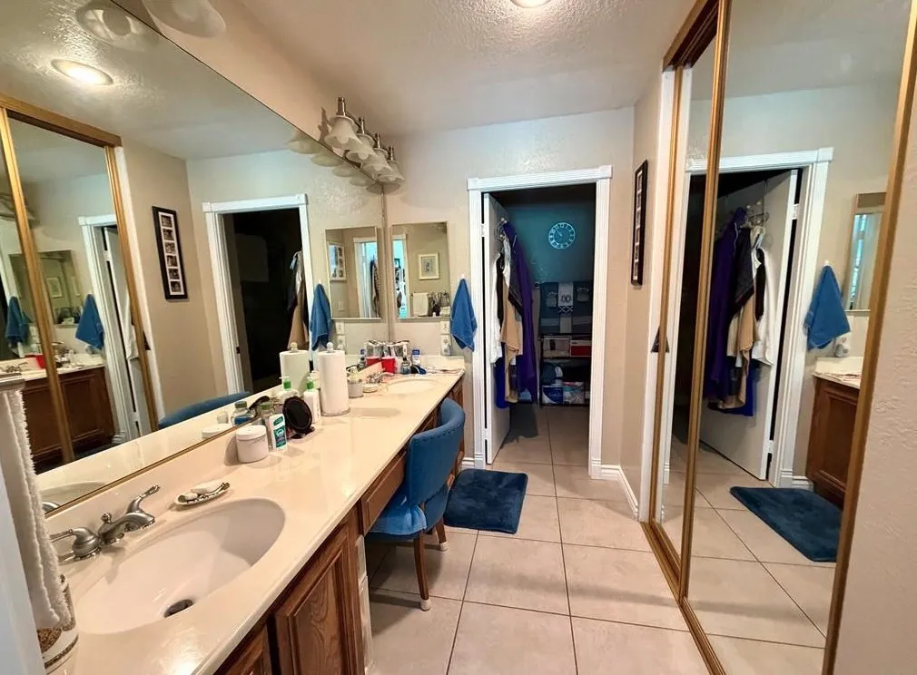 https://cdn.realtyfeed.com/cdn/127/307060058/493bfe41a4e076cc15a32834df881fca.webp
