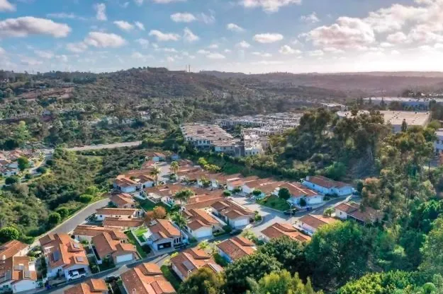 https://cdn.realtyfeed.com/cdn/127/307060058/6ee1e32b400902cdcd62bfa2d50683c8.webp