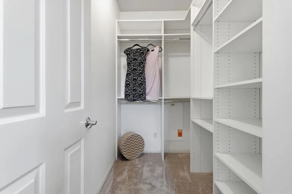 https://cdn.realtyfeed.com/cdn/127/307060152/2025298374e60e565a6c91a492b8fd5f.webp