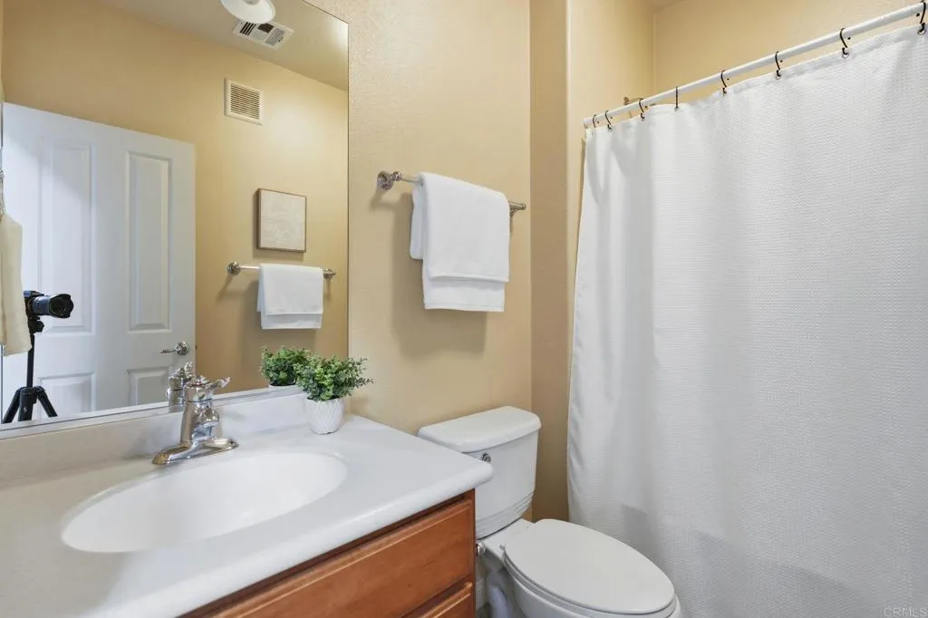 https://cdn.realtyfeed.com/cdn/127/307060152/6caa1f57b7b2b8ab493c6a12f02238e0.webp