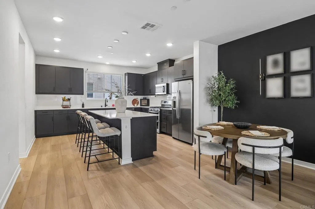 https://cdn.realtyfeed.com/cdn/127/307060155/1675a4c0e8303cd47fb5a23989c8ae7d.webp