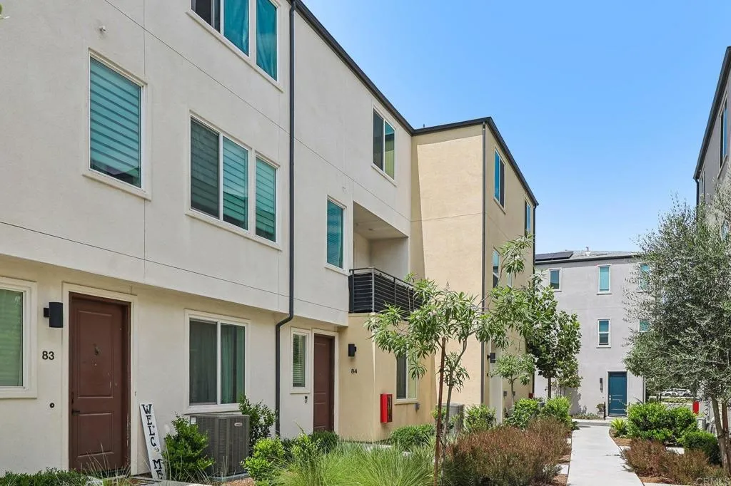 5471 Seacliff Place Unit 84, San Diego, CA 92154 - Photo 3 of 34, San Diego, CA