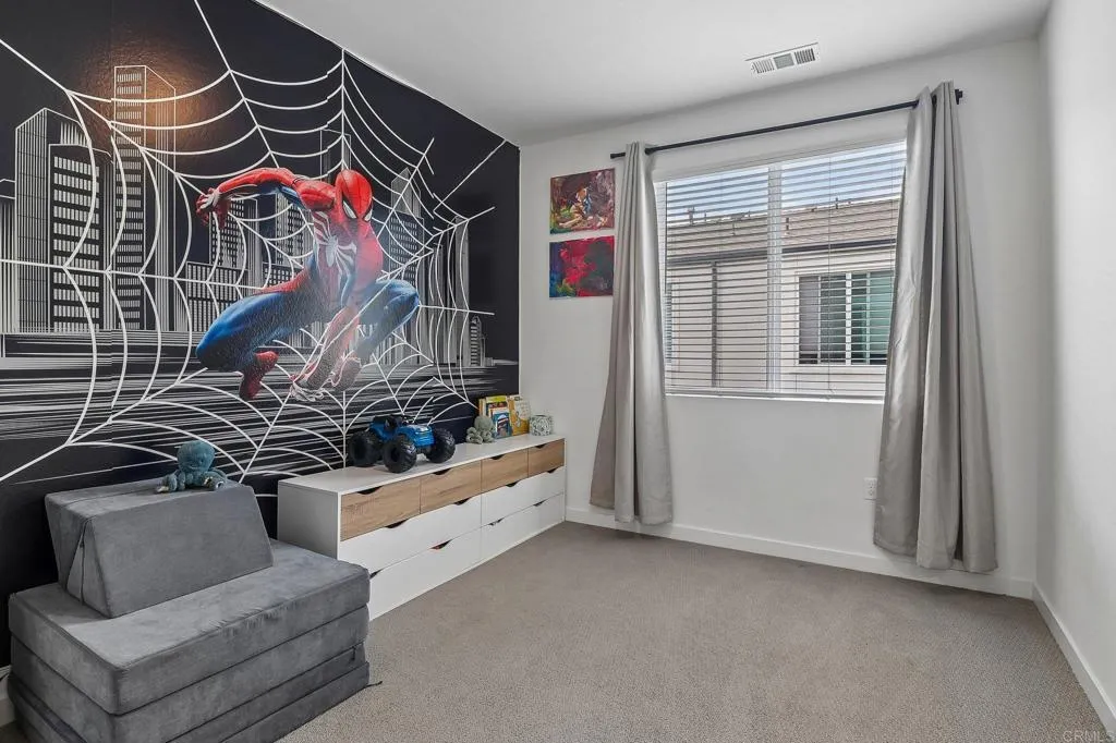 https://cdn.realtyfeed.com/cdn/127/307060155/b1a22feb6708d7762fdd80b904ca69c9.webp
