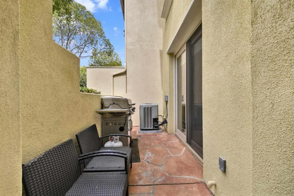2552 Escala Cir, San Diego, CA 92108 - Photo 4 of 50, San Diego, CA