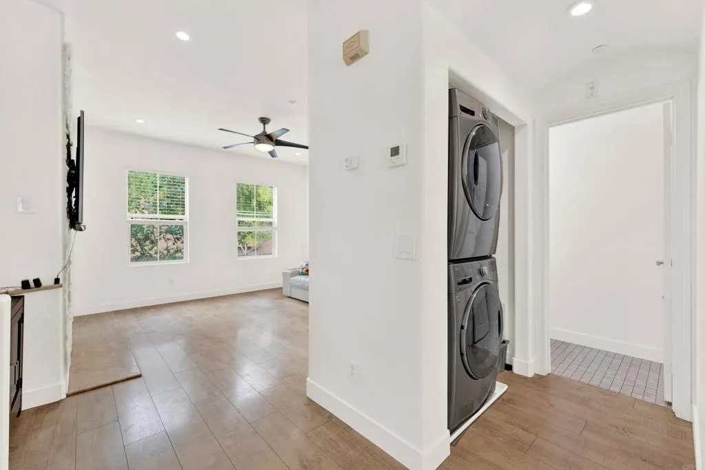 https://cdn.realtyfeed.com/cdn/127/307060264/38897d148a1af2febfed4c349ece9632.webp