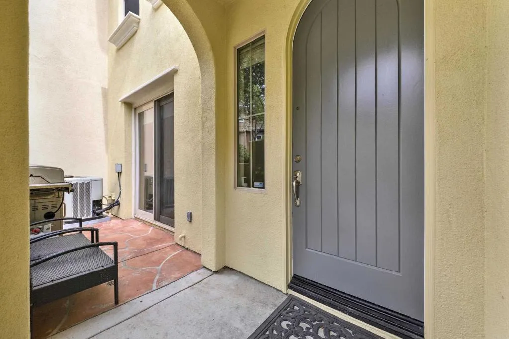 2552 Escala Cir, San Diego, CA 92108 - Photo 3 of 50, San Diego, CA