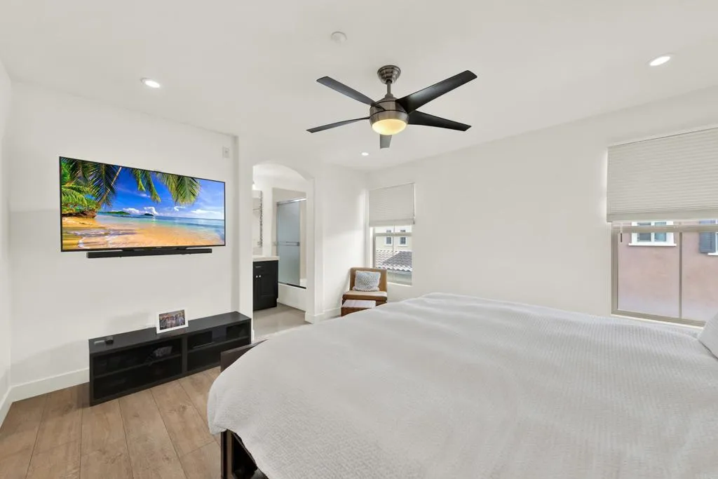 https://cdn.realtyfeed.com/cdn/127/307060264/c524e8b752cf1e0a2ac685ca2f946bb3.webp