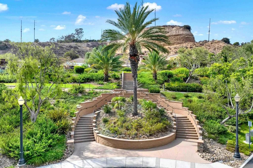 https://cdn.realtyfeed.com/cdn/127/307060264/c6ef29490ef676933ed9ea7597394ab2.webp