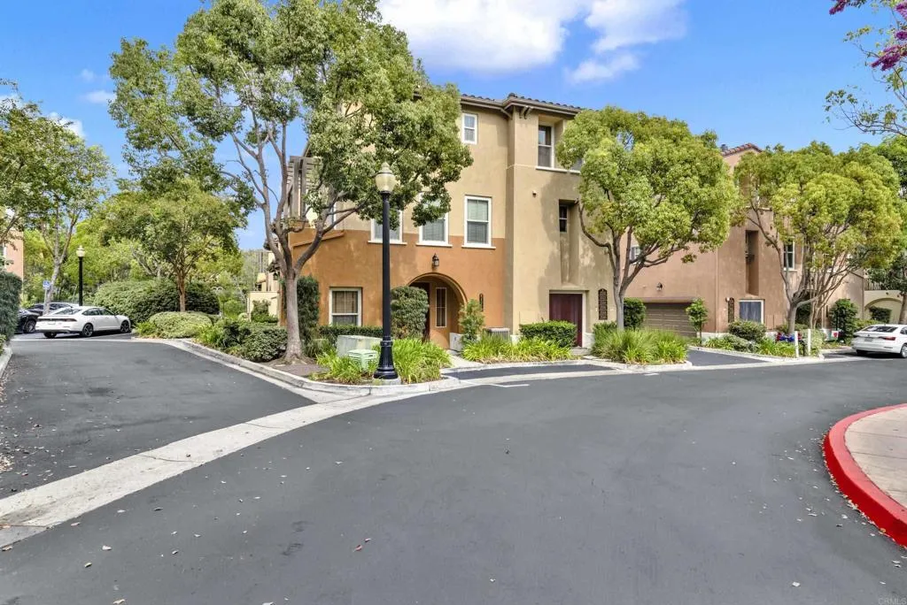 https://cdn.realtyfeed.com/cdn/127/307060264/e038a041b1073a4f1fe3b8eac2295a50.webp