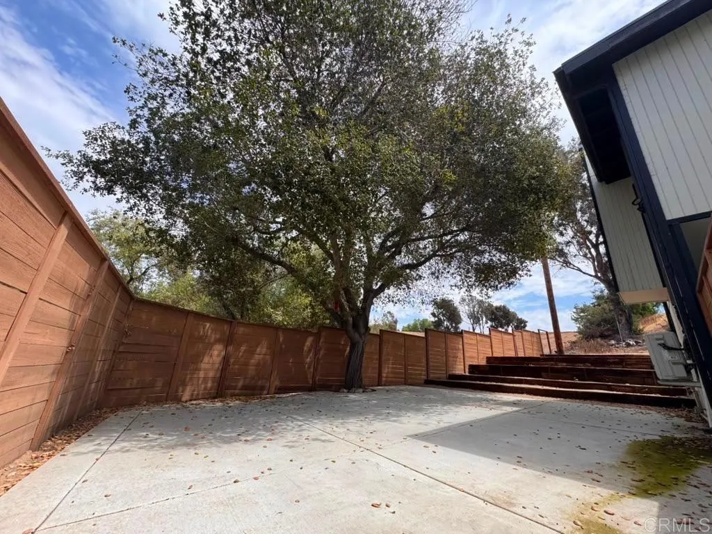https://cdn.realtyfeed.com/cdn/127/307060271/8a5295221dfbf0711df6d0b1a9f278f4.webp