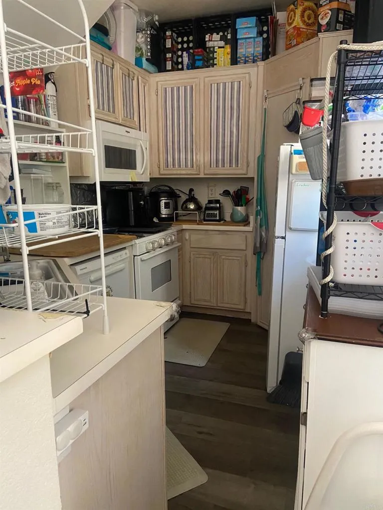 https://cdn.realtyfeed.com/cdn/127/307060286/14cc36548c40cf0a411a206610cebd2a.webp