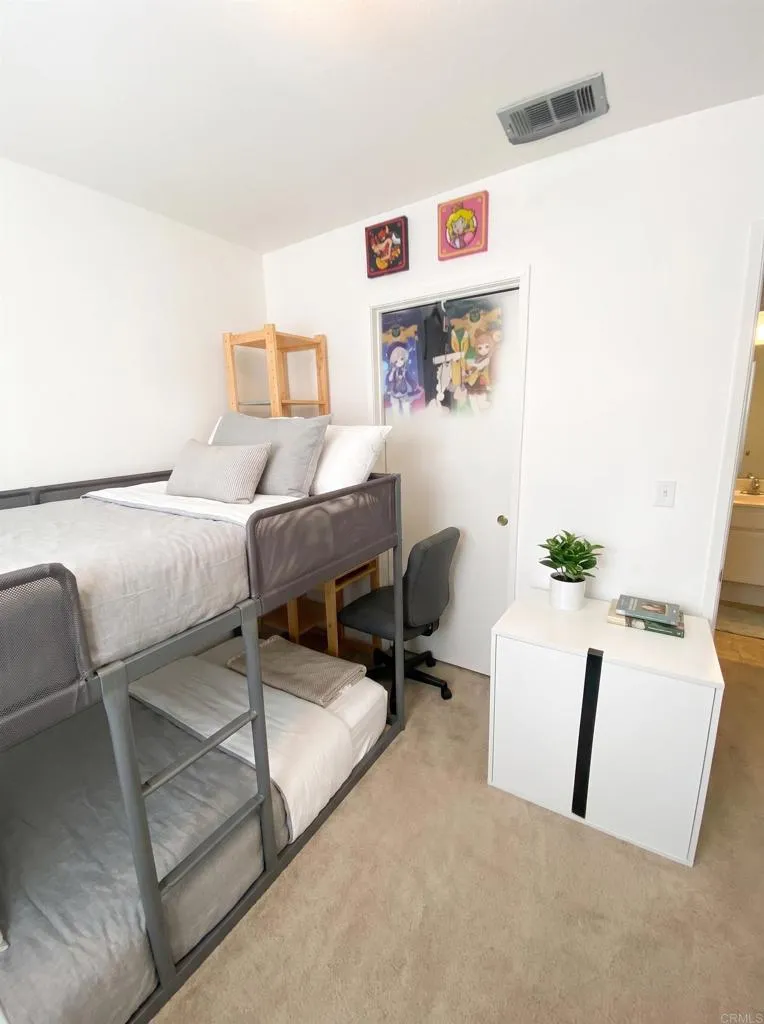 https://cdn.realtyfeed.com/cdn/127/307060286/6ad92a3b4bbfcbd37f5d75557f96f05d.webp