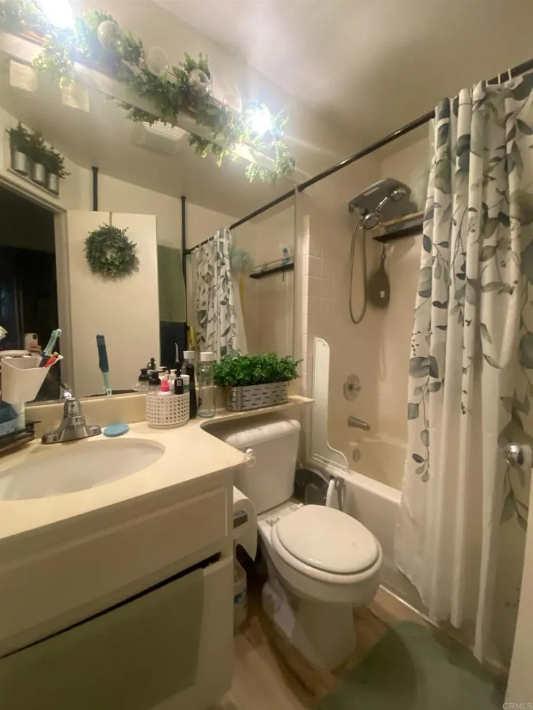 https://cdn.realtyfeed.com/cdn/127/307060286/7fff96dfdeda0bef936eeca9a0a80f35.webp