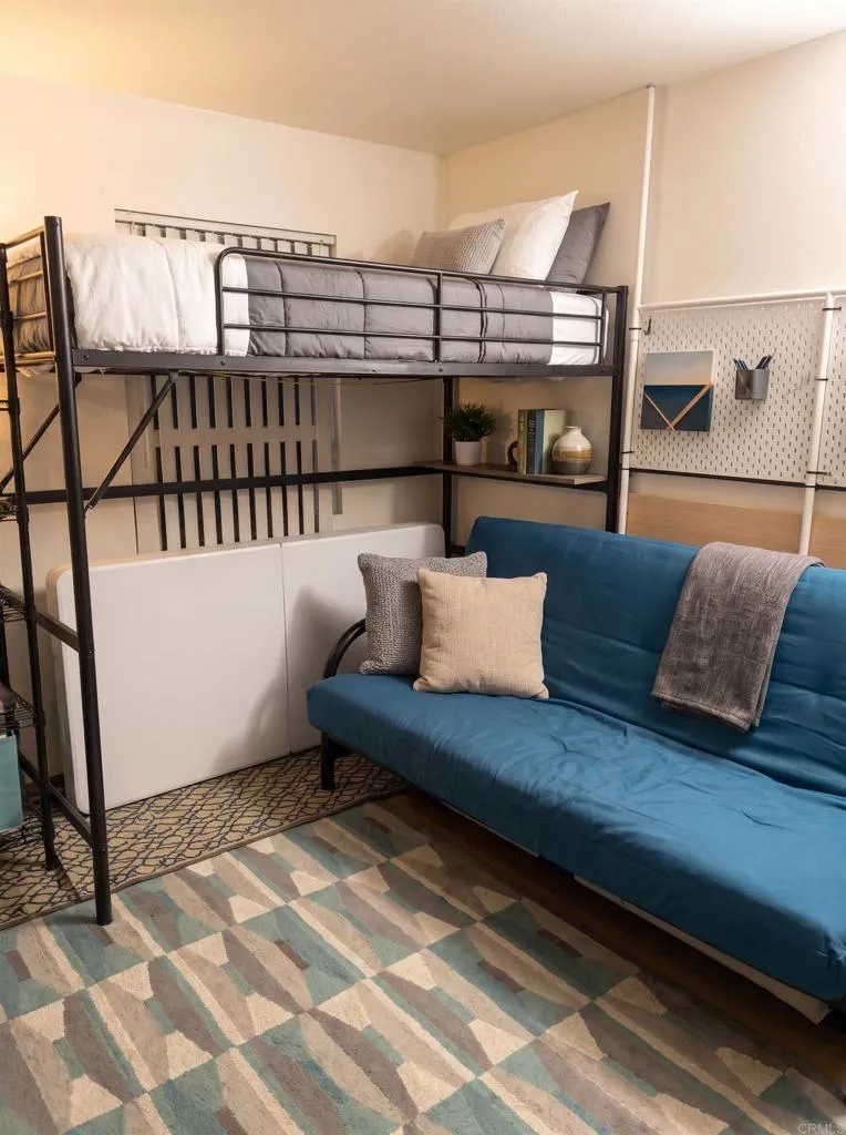 https://cdn.realtyfeed.com/cdn/127/307060286/ff5d5d78bbba73b19be866ff29d6efdf.webp