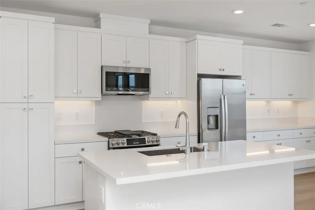 1200 Lasso Way Unit 301