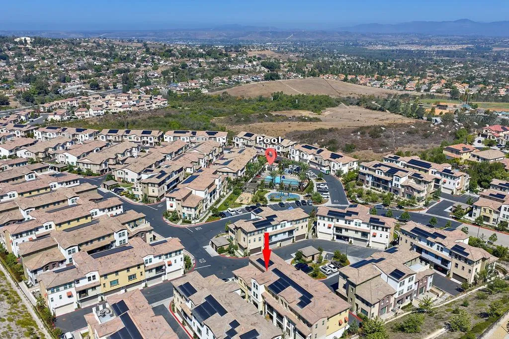 https://cdn.realtyfeed.com/cdn/127/307060403/05be8d8ae8b43e1bfec245418aab55e4.webp