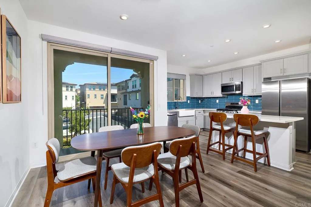 https://cdn.realtyfeed.com/cdn/127/307060403/76abb499a8ce0e1aebd662e447424835.webp