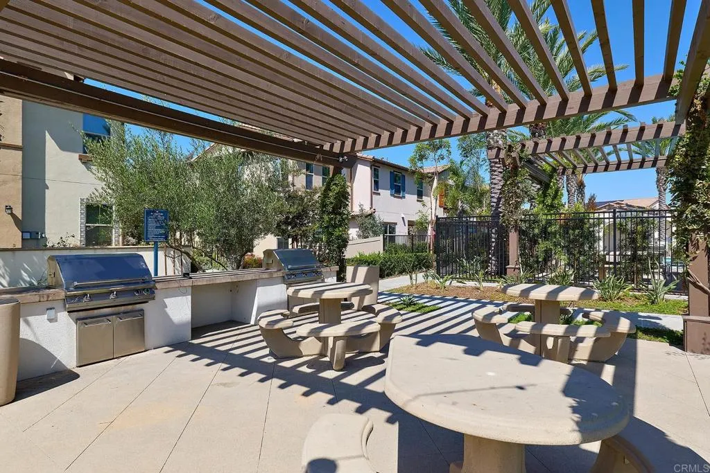 https://cdn.realtyfeed.com/cdn/127/307060403/a916e2e0e52c6f20f9a7e30e1557b3aa.webp