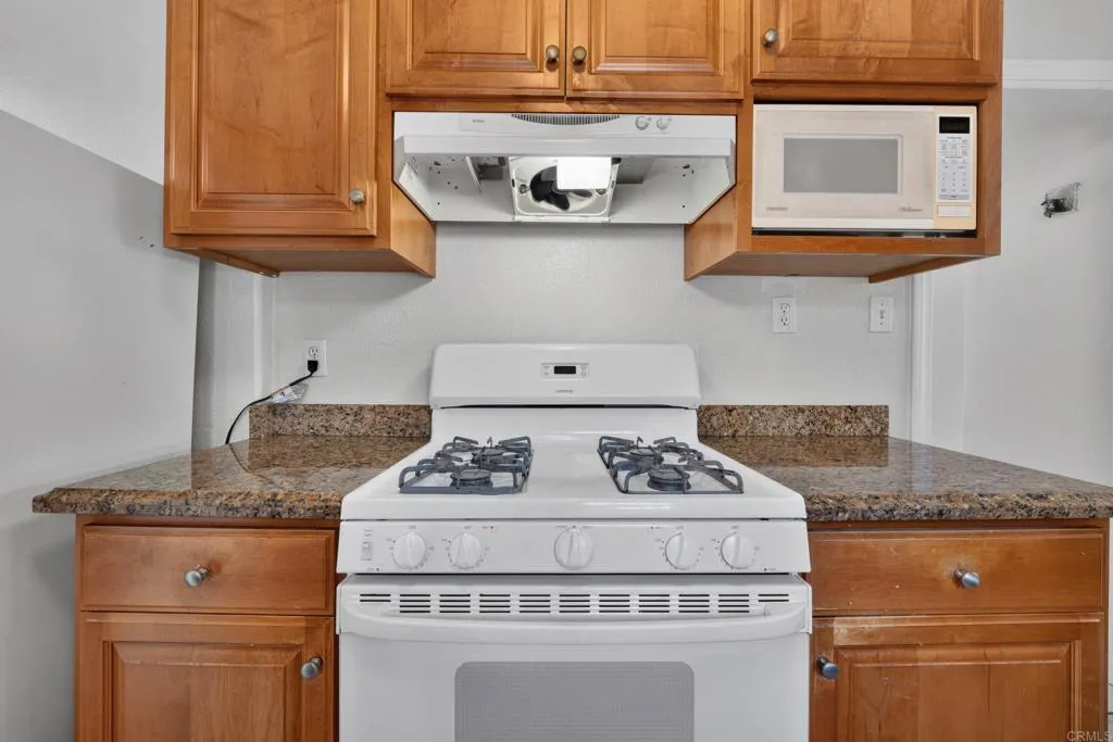 https://cdn.realtyfeed.com/cdn/127/307060459/2ce955985566d388eba78cb8def280e8.webp