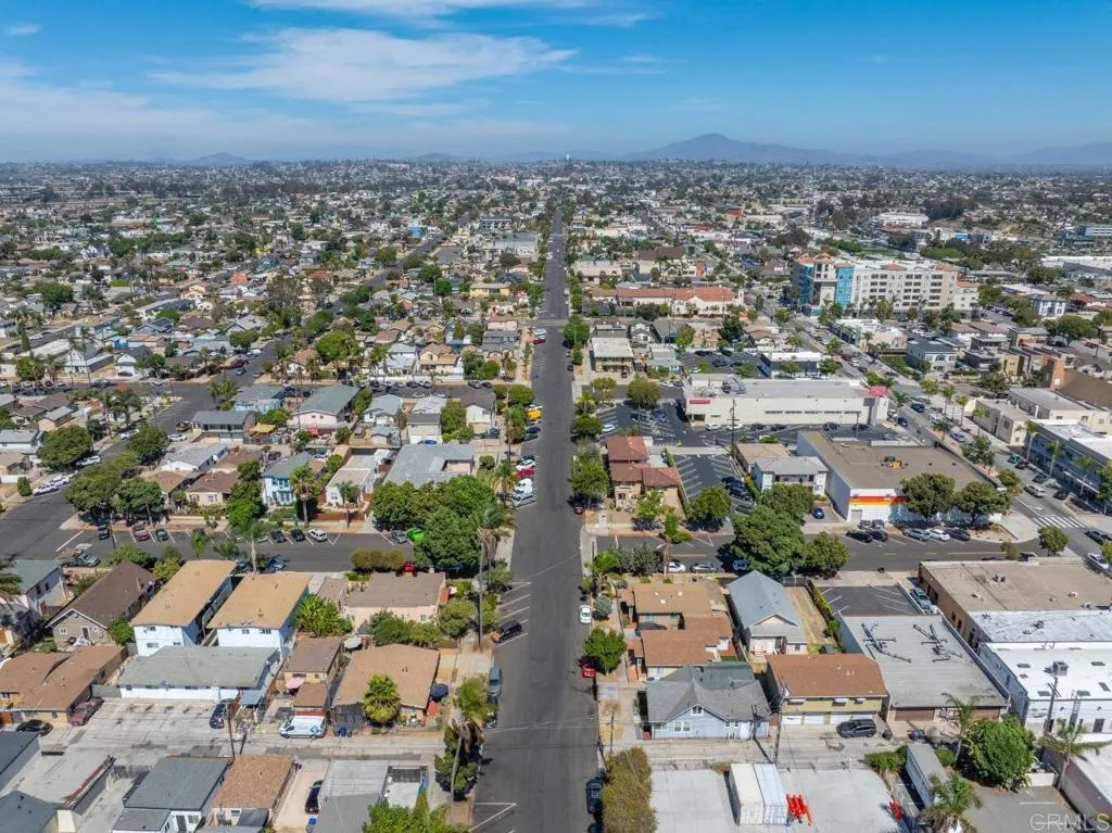 https://cdn.realtyfeed.com/cdn/127/307060459/eb552b550377a35d967d8dfad889e193.webp
