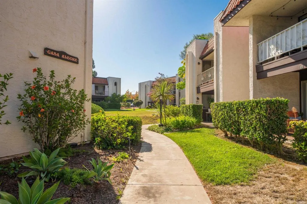 https://cdn.realtyfeed.com/cdn/127/307060472/653ba01da6f0ce262cef5864c7ff1780.webp