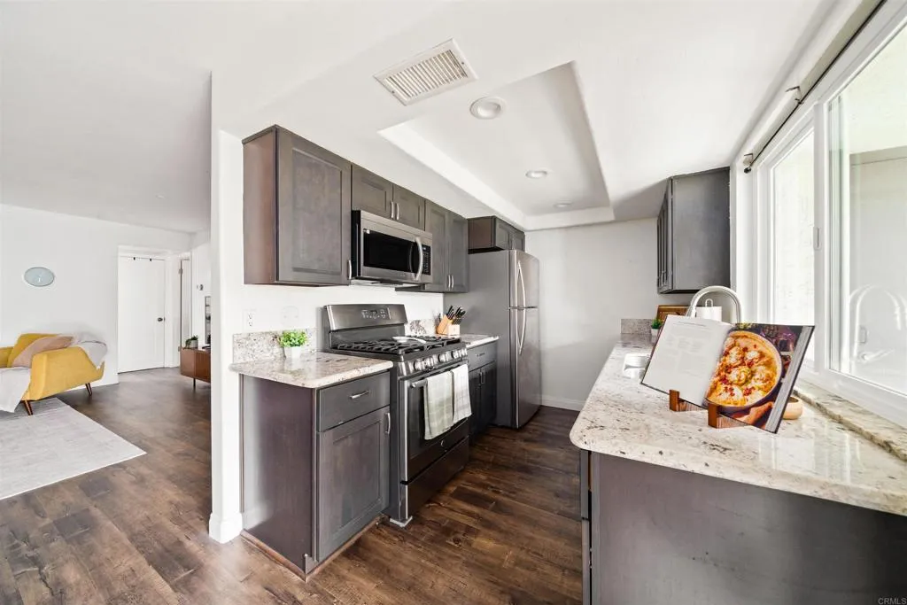https://cdn.realtyfeed.com/cdn/127/307060472/720f5d7040d4310ee2cfa67f53b405bd.webp