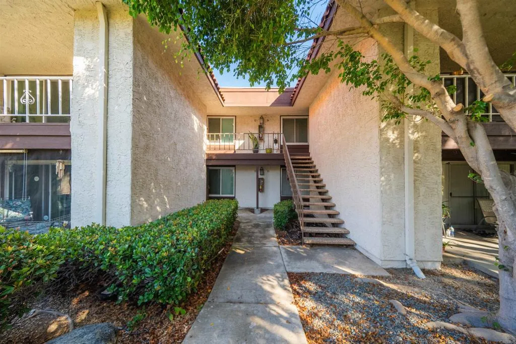 https://cdn.realtyfeed.com/cdn/127/307060472/c7128ca21789cdd9c967a46dc784e006.webp