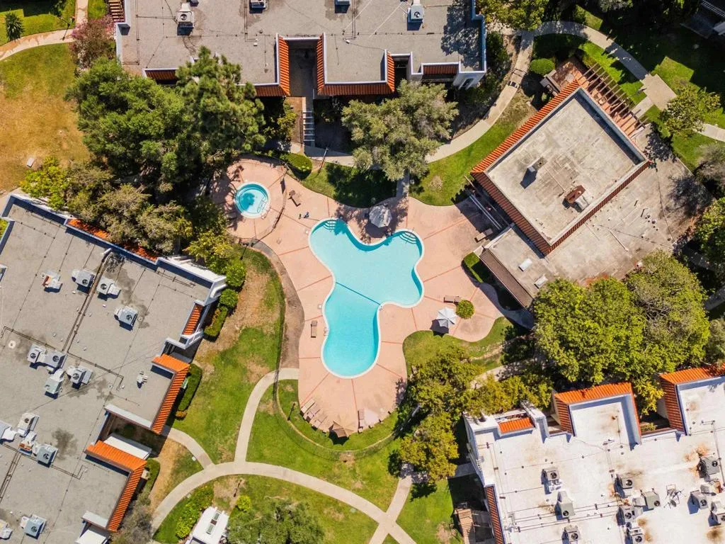 https://cdn.realtyfeed.com/cdn/127/307060472/fba0f917a3b46ff0f185345e54f65288.webp