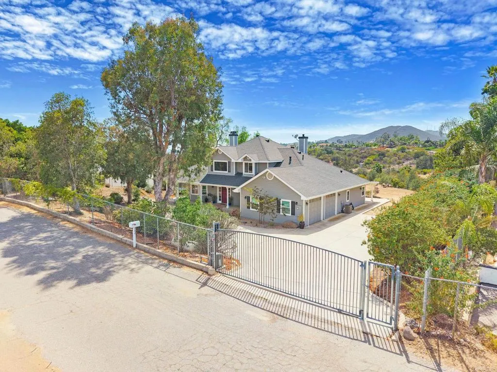 1850 Canyon Heights Road, Fallbrook, CA 92028 - Photo 3 of 52, Fallbrook, CA