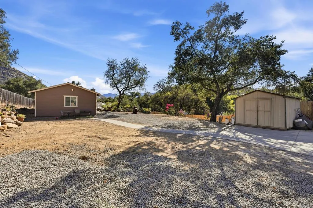 https://cdn.realtyfeed.com/cdn/127/307060481/75d02c6808e95c83242b3c17497424ad.webp