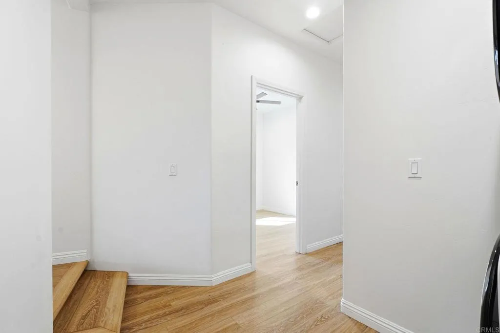 https://cdn.realtyfeed.com/cdn/127/307060481/e71ad95a3390d54e3c6017923f1ef027.webp