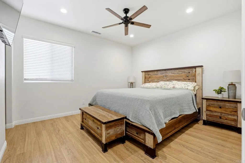 https://cdn.realtyfeed.com/cdn/127/307060481/f6e5f45bd74ddd25bd9933cc442b1cc3.webp