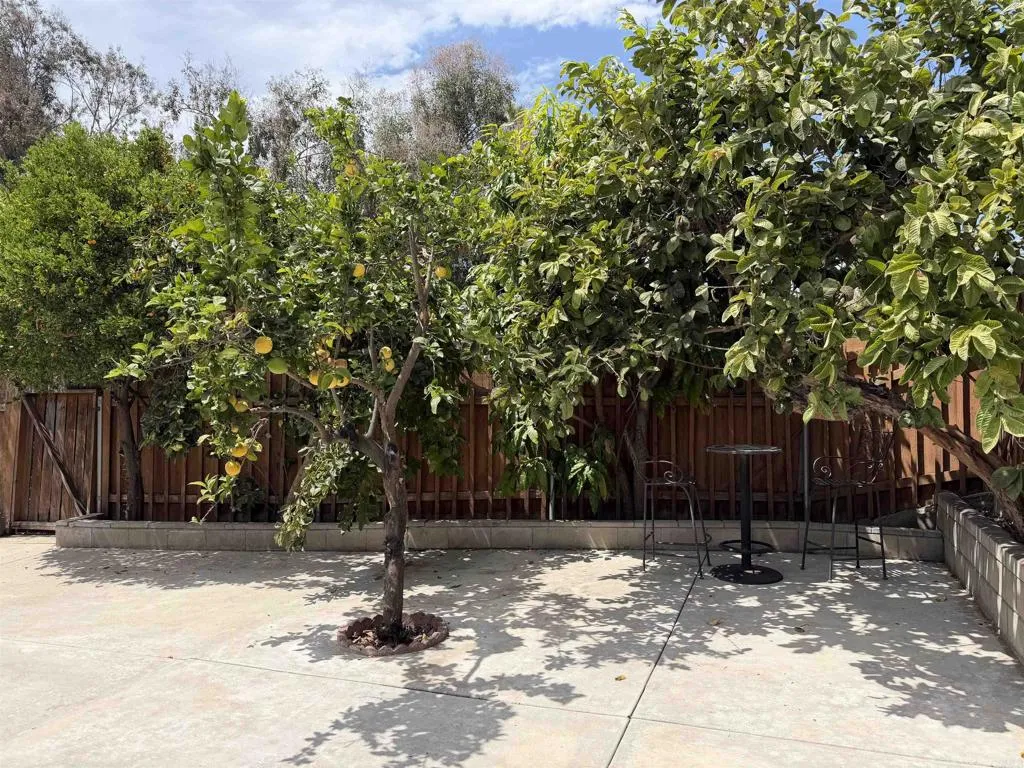 https://cdn.realtyfeed.com/cdn/127/307060558/3495df4f8bd0e9bfd59d94a158612187.webp
