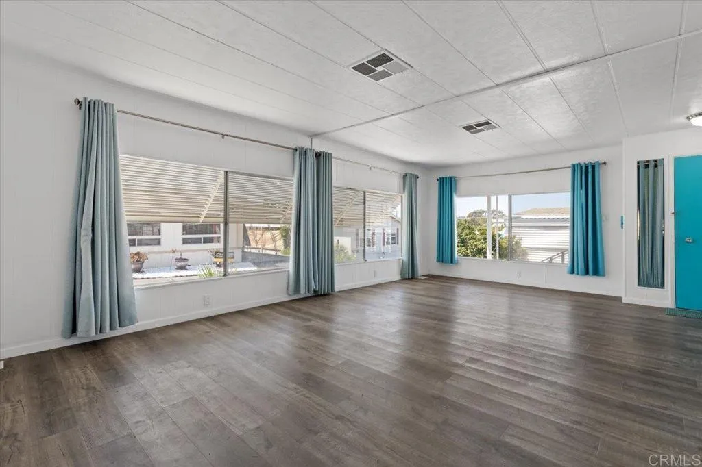 718 Sycamore Unit 109, Vista, CA 92083 - Photo 4 of 28, Vista, CA