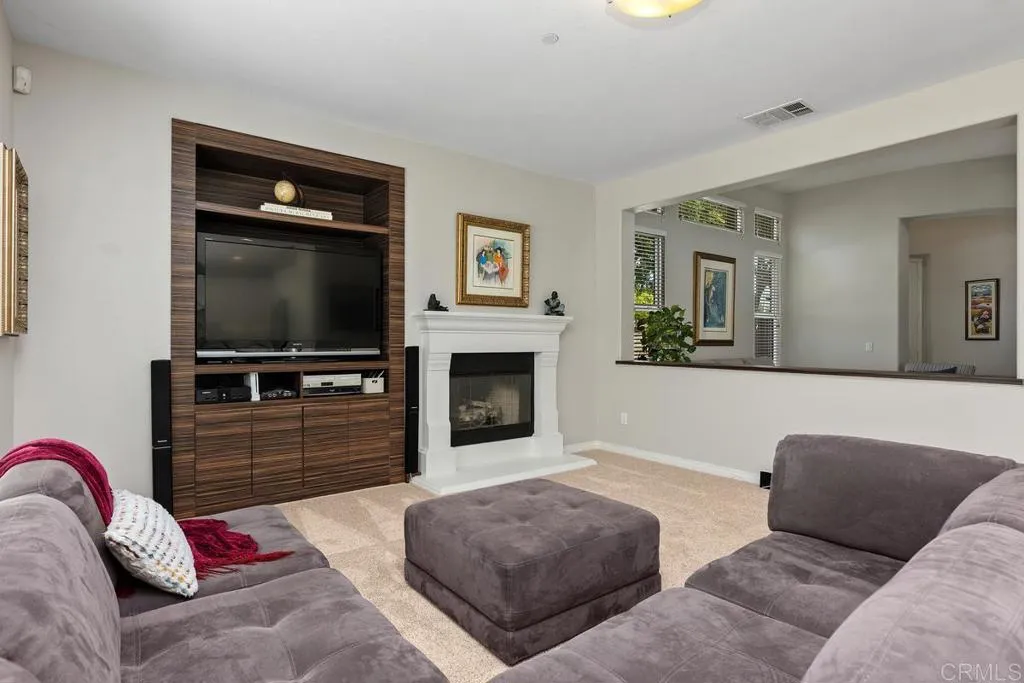 https://cdn.realtyfeed.com/cdn/127/307060591/2400019fbf6b969b6f2fd83e1e2f3174.webp