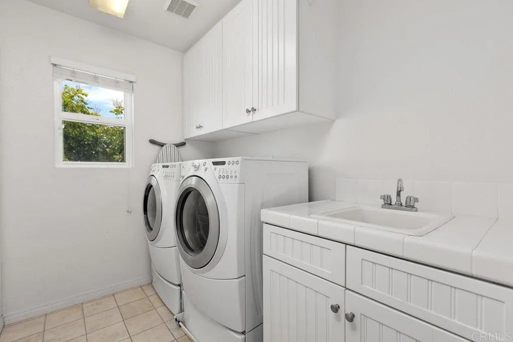 https://cdn.realtyfeed.com/cdn/127/307060591/4384c38e8982465a41476204f6d67065.webp