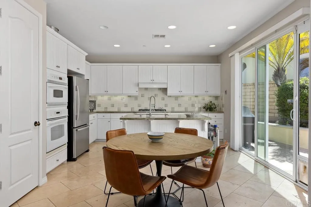https://cdn.realtyfeed.com/cdn/127/307060591/8995a6c2c22077599372c2487f131867.webp