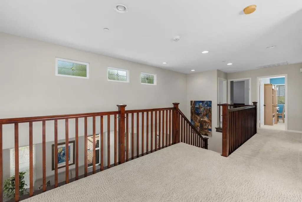https://cdn.realtyfeed.com/cdn/127/307060591/b0536fc6067d474e214537e1b5d851f8.webp
