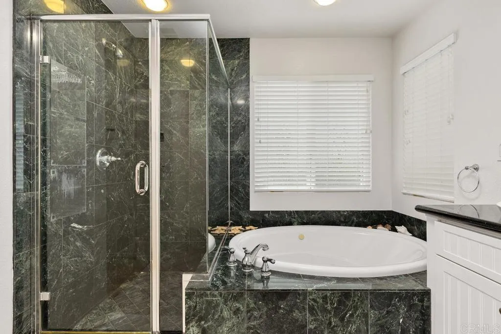 https://cdn.realtyfeed.com/cdn/127/307060591/b1e11ebc5c77e327410a155357a115e5.webp