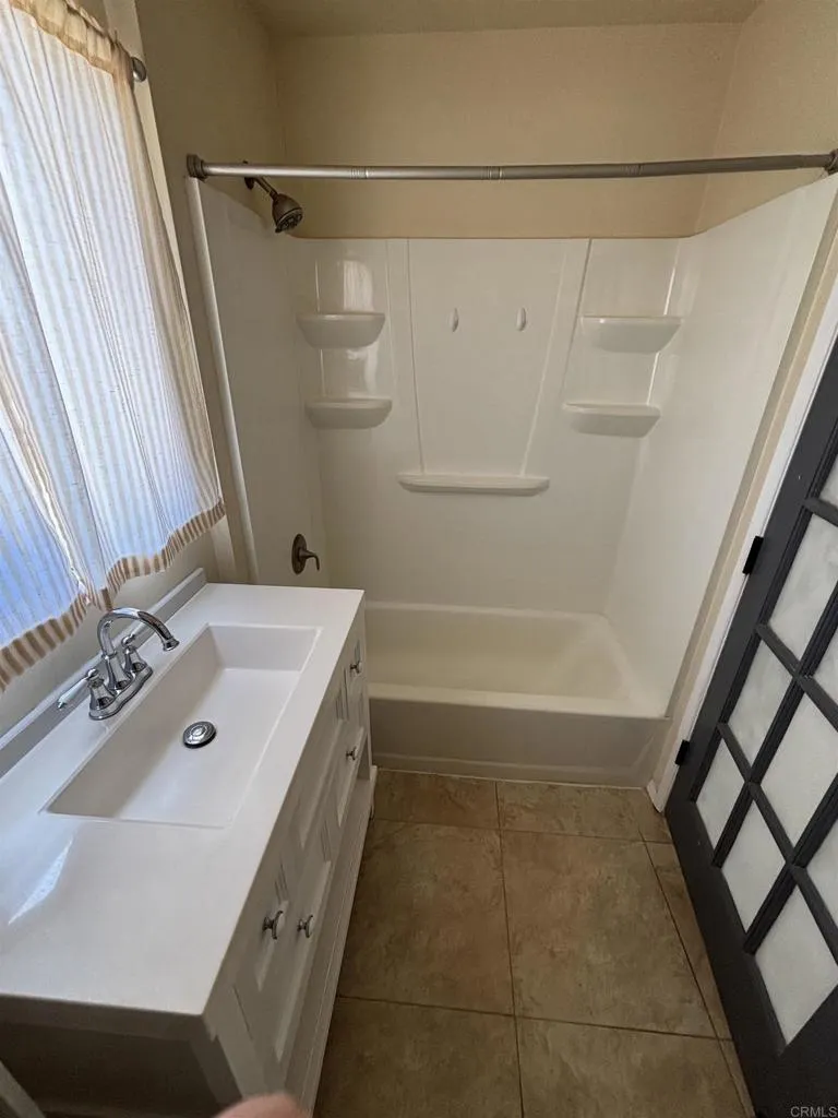 https://cdn.realtyfeed.com/cdn/127/307060601/0e72a674fc2134d88755df41dd630ee4.webp