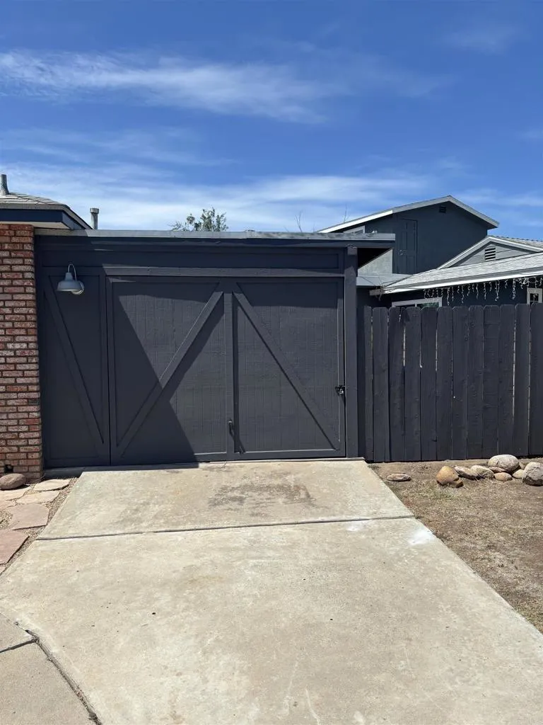 https://cdn.realtyfeed.com/cdn/127/307060601/490620fad6df760b1961c2dc0c39b7e3.webp